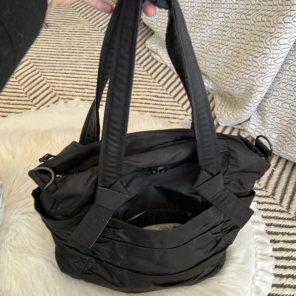 Lululemon workout bag!! - Picture 12 of 16